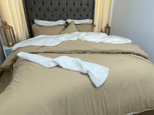 Imagen 2 de 5 de Funda Para Plumón Tipo Duvet Doble Con Borlas Camel