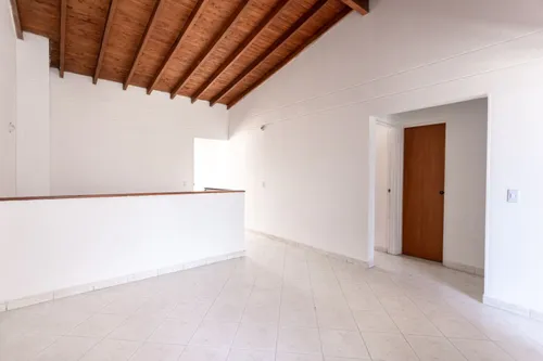 Edificio En Venta En La Candelaria. Cod V10237