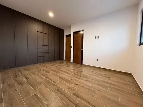 Amplio Jardín- La Condesa Juriquilla