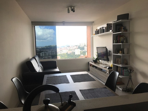 Imagen 2 de 10 de Apartamento Colinas De La Tahona