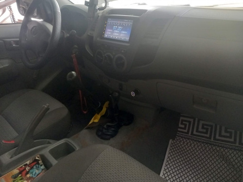 Toyota Hilux 2.5 Cab. Dupla 4x4 4p