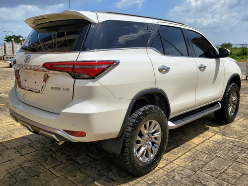 Imagen 6 de 18 de Toyota Fortuner Sr5 4x4