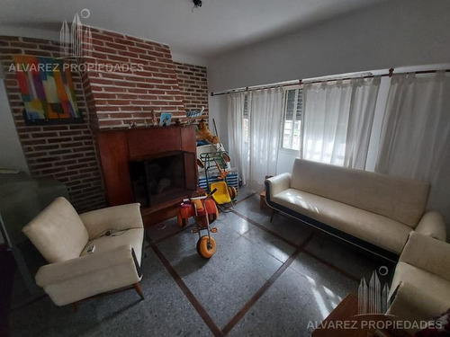 Imagen 10 de 30 de Casa 4 Ambientes Venta Villa Udaondo Ituzaingo