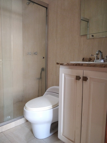Imagen 8 de 23 de Town House En Alquiler Conj. Res Costa Dorada