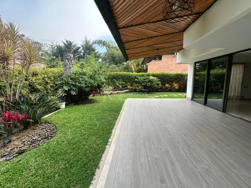 Casa En Venta En Benedictinos. Cod V775845