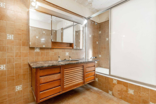 Imagen 12 de 22 de Venta Departamento A Refaccionar 4 Ambientes Cochera Baulera Belgrano Barrancas