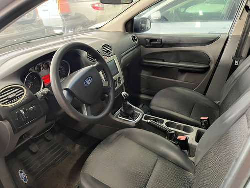 Ford Focus 1.6 GL 16V FLEX 4P MANUAL