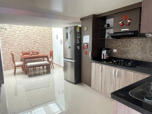 ¡oportunidad Única! Casa Remodelada Y Amoblada En Conjunto Cerrado Asturias Popayán