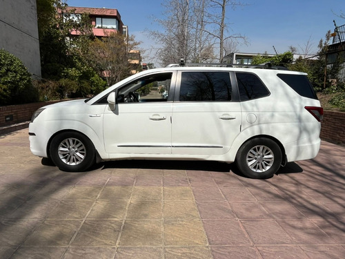 SsangYoung Stavic Mt 4x2