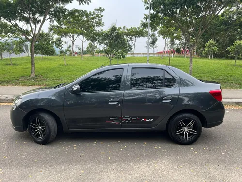 Renault Logan 1.6 Dynamique