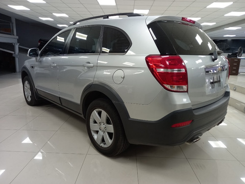 Imagen 5 de 15 de Chevrolet Captiva Ls 2.4 Mt 2016