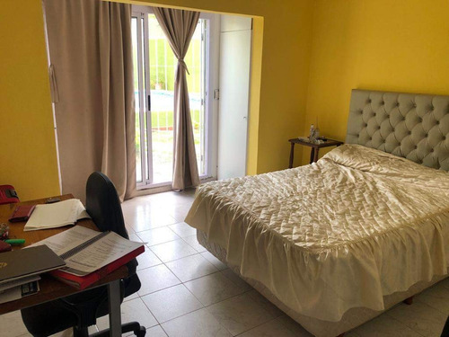 Imagen 9 de 30 de Casa En Venta De 4 Dormitorios En B° Alto Alberdi Con Pileta Y Quincho. Exc Zona