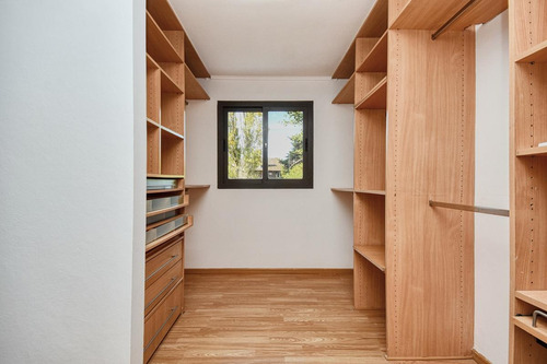 Imagen 22 de 30 de Moderna Casa A La Venta En Solares Del Talar