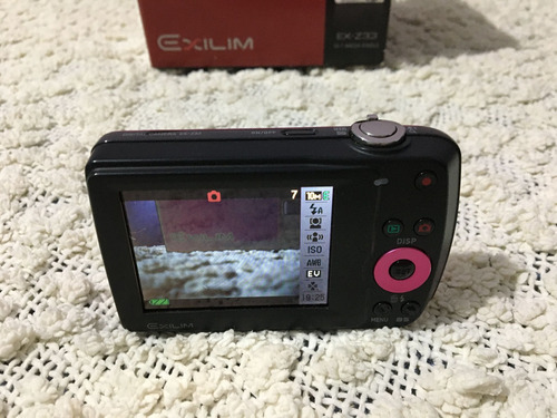 Casio Exilim Ex-z33 - Cámara Digital Compacta 10.1 Mp,morado (Usado)