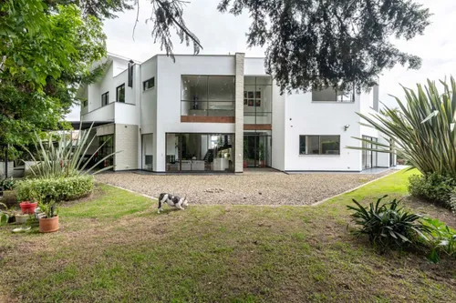 Casa En Arriendo/venta En Guaymaral. Cod V8066