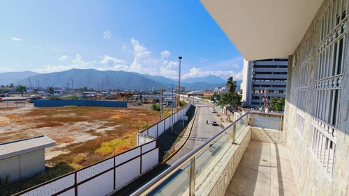Venta Edificio Comercial A Estrenar - Puerto Cabello