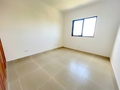 1er Nivel Con Patio Y Piscina Proximo Al Homs