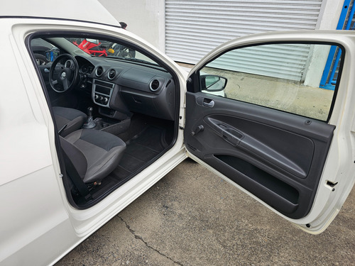 Volkswagen Saveiro 1.6 Cab. Simples Total Flex 2p