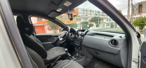 Renault Duster Oroch 2.0 Intens 4X4