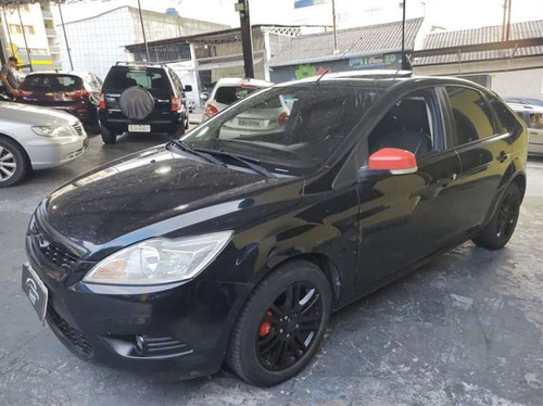 Ford Focus Hatch Ghia 2.0 16v Duratec (aut) Gasolina Autom