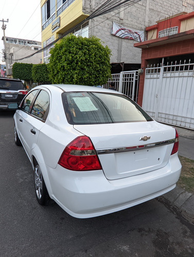 Aveo Mod. 2015 Std. Seguros Eléctricos Clima.