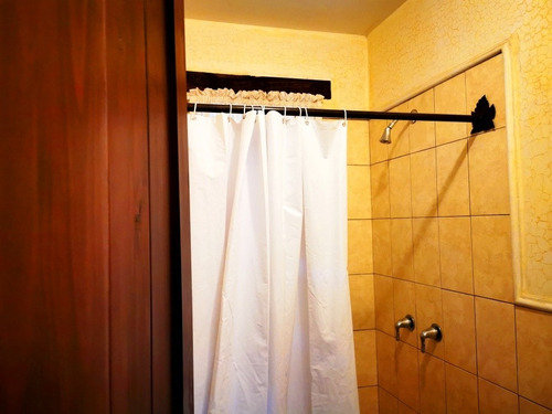 Imagen 6 de 12 de Hermoso Apartamento Dentro De Residencial.