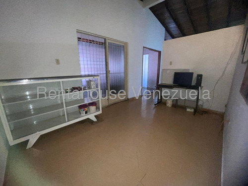Rosa Rodríguez Vende Casa En Villas Tabures Ii, Cabudare 25-12806