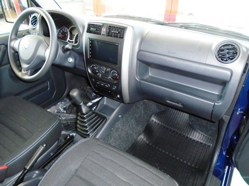 Suzuki Jimny 4all 4x4 1.3 16v, Suz0002