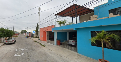 Casa En Remate Bancario En C. 37, Juan Pablo Ii, Mérida, Yucatán (60% Descuento, Sólo Pago De Contado En 2 Cuotas) ¡gran Oportunidad De Inversión! - Sk12