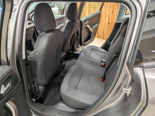 Peugeot 2008 1.6 Allure Tip