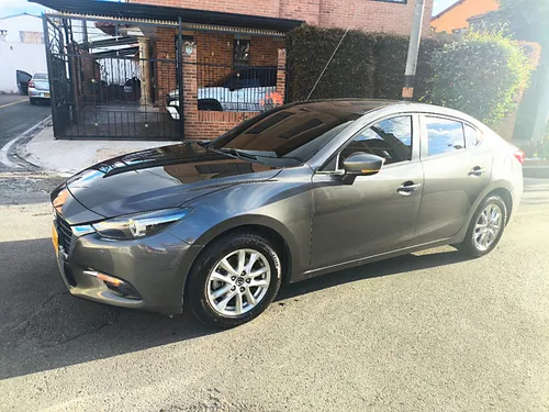 Mazda 3 2.0 Touring At