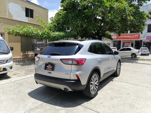 Ford Escape Hybrid Titanium 4x4