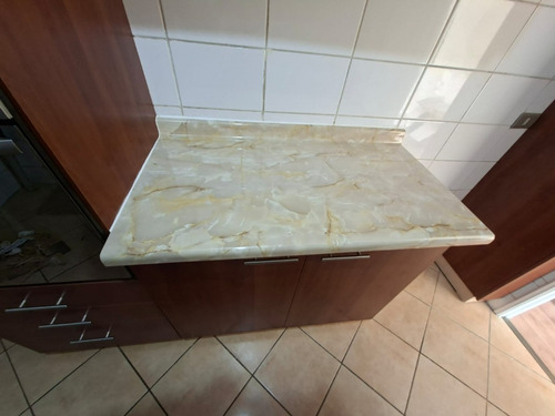 Hermoso Departamento De Dos Dormitorios Y Estacionamiento.