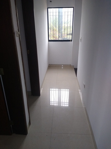 Imagen 12 de 14 de Townhouse Jorge Coll @inversionesdalroc.ca +584168954884