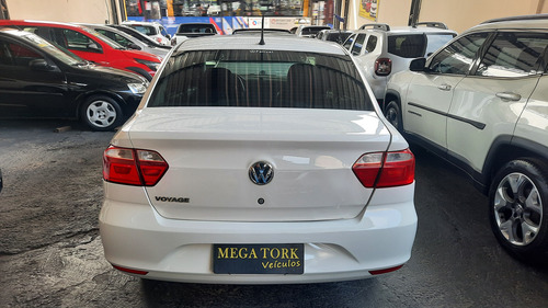 Volkswagen Voyage Volkswagen Voyage 1.0 MPI (Flex)
