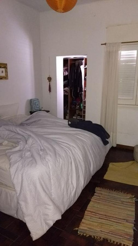 Casa Venta 2 Dormitorios, Pileta Y Parrilla Terreno 924 Mts 2 Totales - La Plata