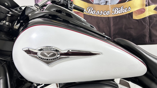 Kawasaki Vulcan Nomada 1700