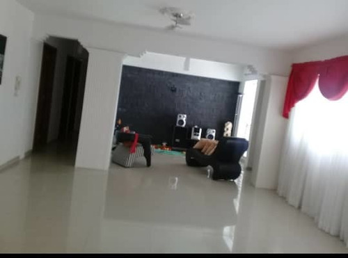 Imagen 5 de 12 de Apartamento La Hoyada