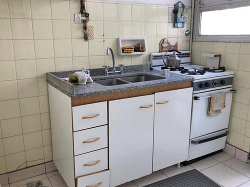 Imagen 9 de 13 de Departamento Venta 2 Amb. Piso Alto Luminoso La Paternal