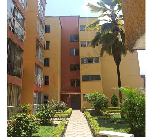 Se Vende Apartamento En El Barrio El Jordan