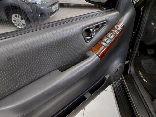Chevrolet S-10 2.4 MPFI EXECUTIVE 4X2 CD 8V FLEX 4P MANUAL