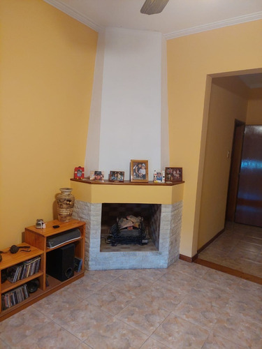 Imagen 6 de 14 de Ituzaingo Norte Chalet En Muy Buena Ubicaicon