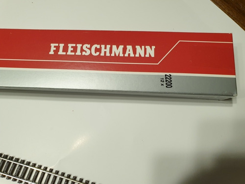 Imagen 3 de 3 de Vìa Fleischmann Escala N Flexible 22200, 73 Cm
