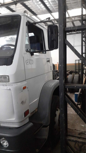 Imagen 2 de 9 de Volkswagen 13-180 / 2004