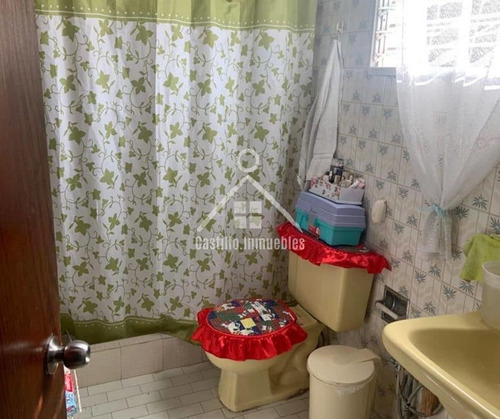 Imagen 11 de 14 de Venta! Amplia Casa En Colinas De Santa Mónica Calle Cerrada Con Vigilancia Privada.