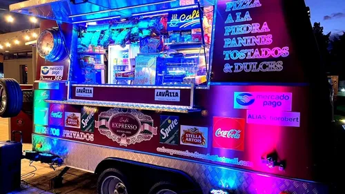 Food-truck Múltiples Características Gastronómicas Excelente
