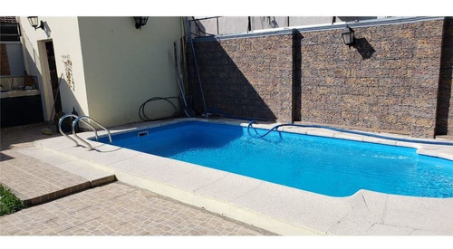 Venta 4 Ambientes Con Pileta Y Cochera San Justo