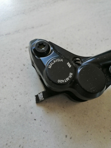 Caliper Shimano Mt420 Roto Para Refacción 