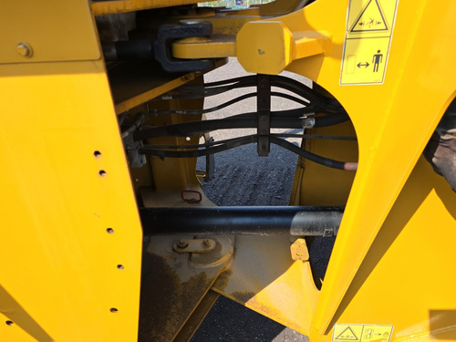Cargador Frontal Caterpillar 910k 2014