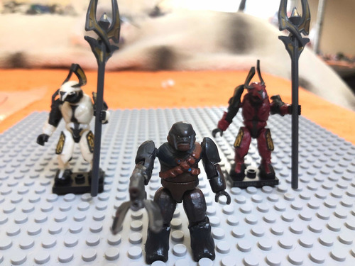 Megabloks Mega Construx Halo Guardias De Honor (7)